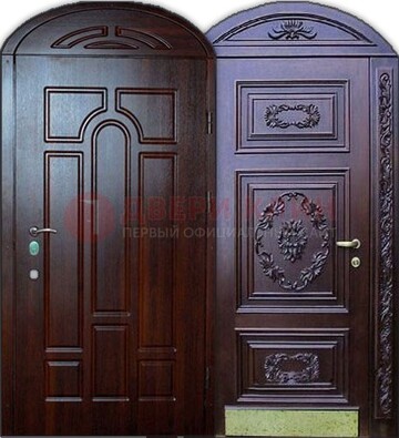 Стильная железная арочная дверь с декоративным элементом ДА-24 в Волжском