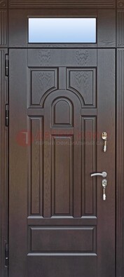 Железная дверь с фрамугой в коричневом цвете ДФГ-22 в Волжском