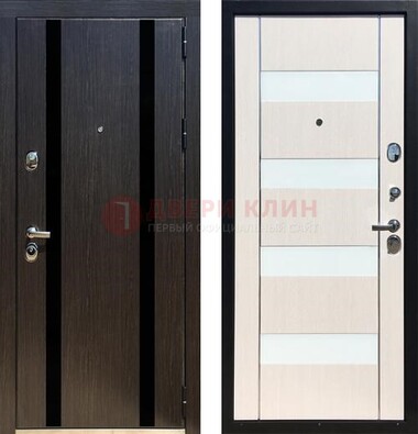 Черная железная дверь с МДФ и декоративными вставками ДМ-157 в Волжском
