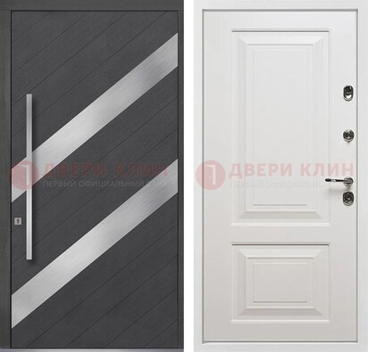 Серая входная дверь МДФ с металлическими вставками ДМ-325 в Волжском