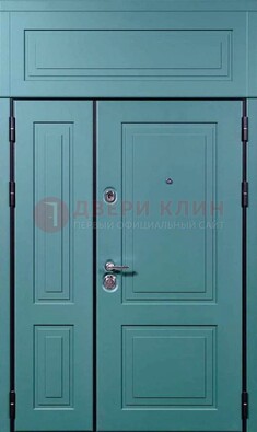Синяя металлическая дверь с МДФ и верхней фрамугой ДМ-339 в Волжском