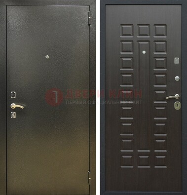 Темно-серая железная дверь с порошковым покрытием и МДФ Венге ДП-287 в Дмитрове