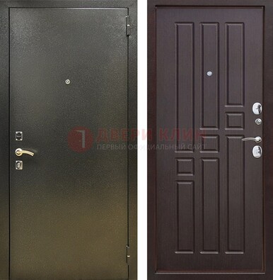 Входная темно-серая дверь с порошковым напылением и коричневой МДФ ДП-301 в Волжском