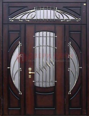 Парадная дверь со стеклянными вставками и ковкой ДПР-9 для улицы в Волжском