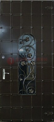 Высокая железная дверь со стеклом и ковкой ДСК-15 в Волжском