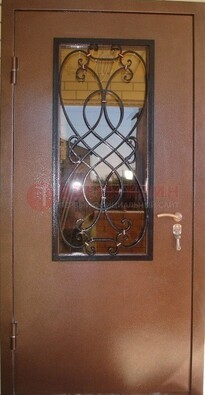 Металлическая дверь со стеклом и ковкой ДСК-51 на дачу в Саратове