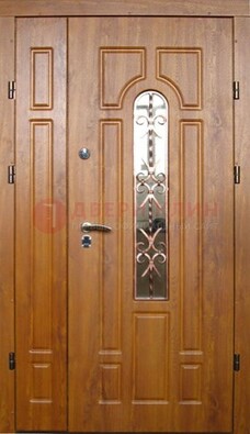 Стальная дверь со стеклом и цветной ковкой ДСК-78 для панельного дома в Волжском