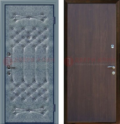 Серая металлическая дверь с винилискожей ДВ-35 в Волжском