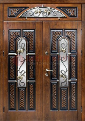 Входная двухстворчатая дверь с виноритом и ковкой ДВТ-183 в Волжском