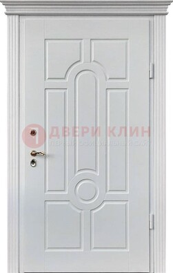 Белая уличная дверь с виноритом для дома ДВТ-247 в Волжском