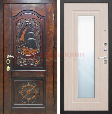 Темная дверь с резьбой и зеркалом внутри ДЗ-49 в Волжском