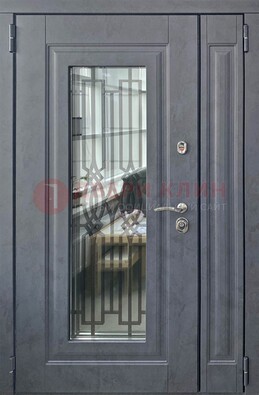 Серая стальная дверь Винорит со стеклом и ковкой ПЛ-29 в Волжском